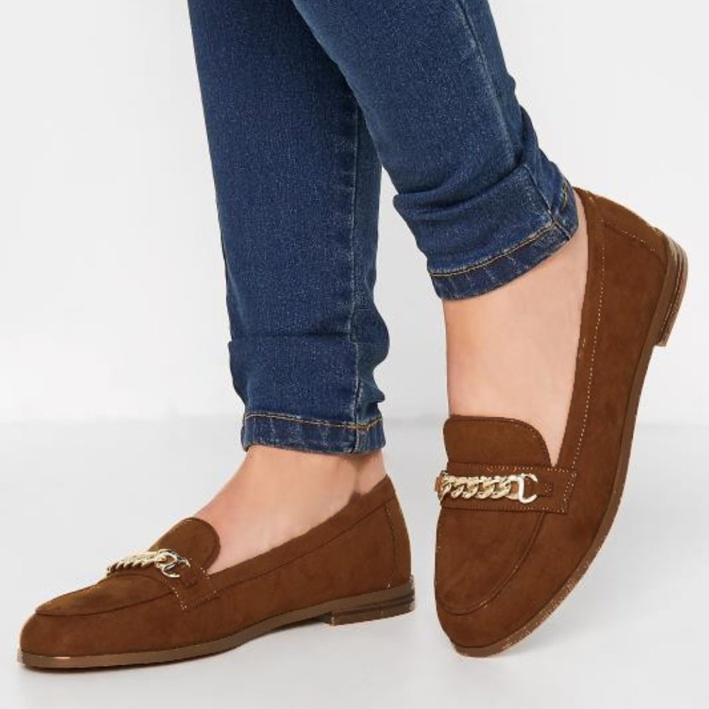 NWT/NIB Leather / Suede Loafer with Chain Detail Sz 9.5